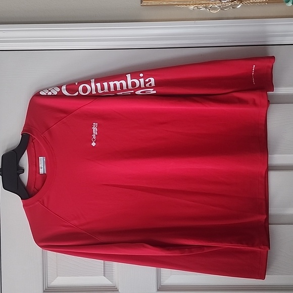 Columbia Tops - Columbia nwot tee